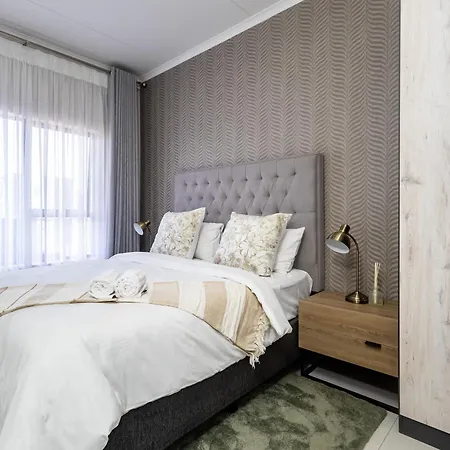 Binbin Home Away From Home Midrand Exterior photo